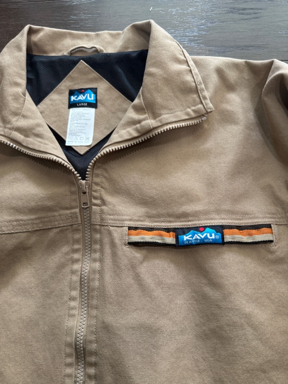 Kavu Men’s Zip Jacket in Khaki Tan - Picture 2 of 4